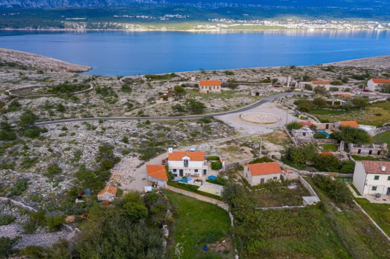 Rustic Villa Rudine-Buitenlucht