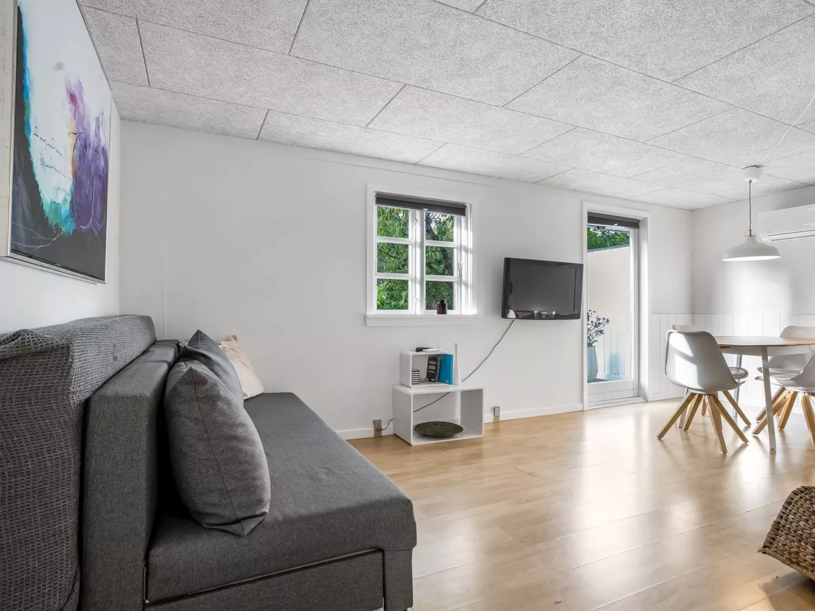 "Ranka" - 300m from the sea-Binnen