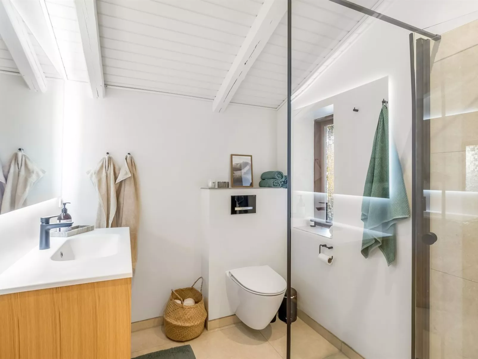 "Sigbritt" - 750m from the sea-Binnen