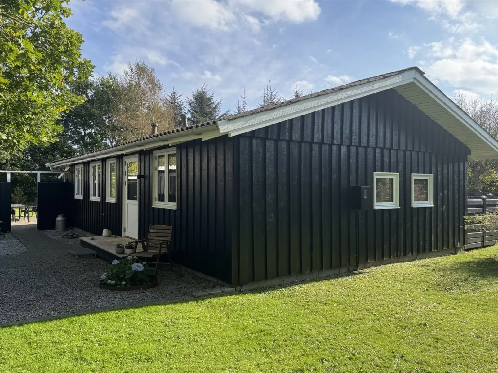 "Hughlek" -  from the sea-Buiten