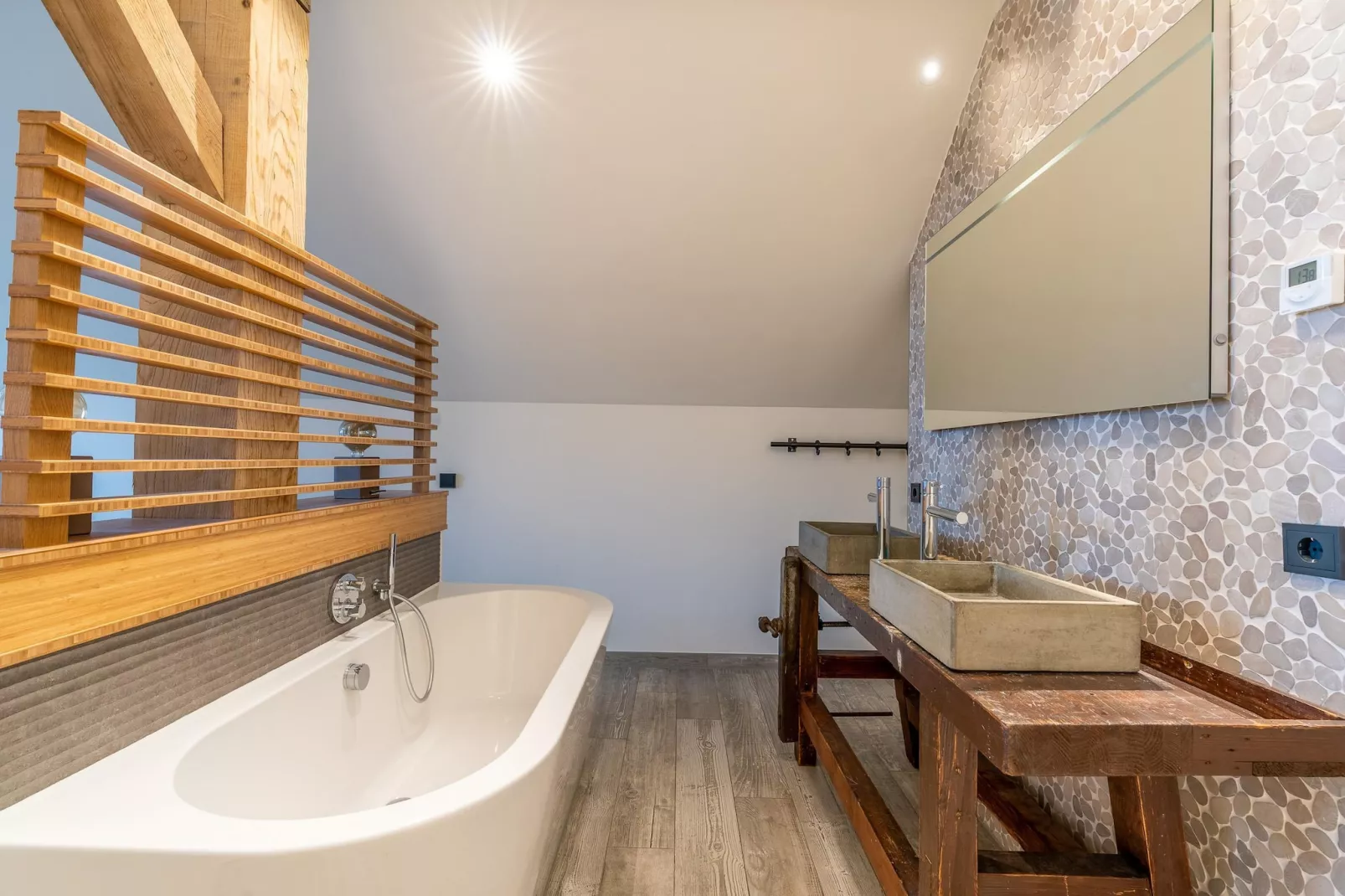 Villa Buytenplaats 181-Badkamer