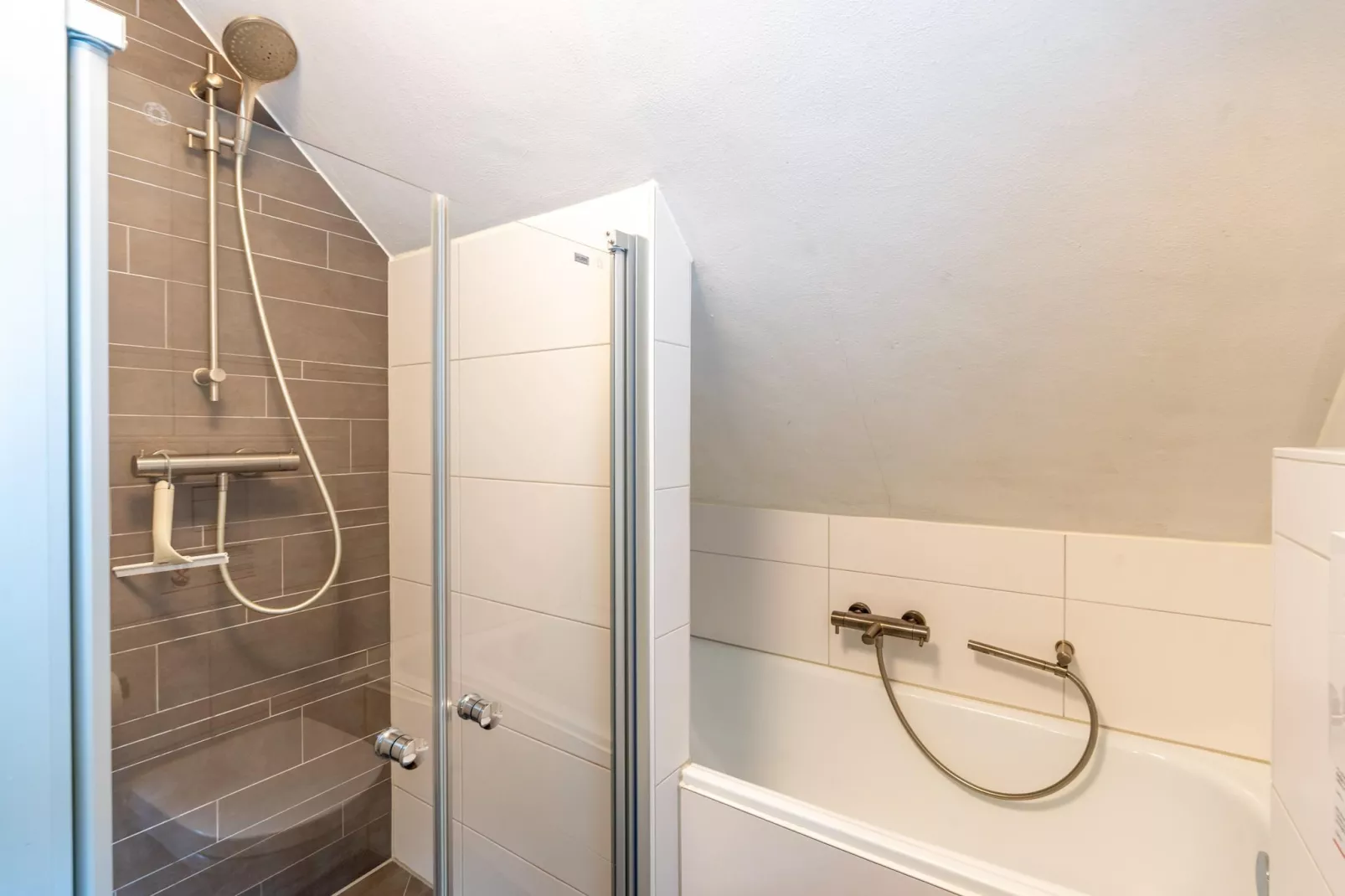 Orchismient 39-Badkamer