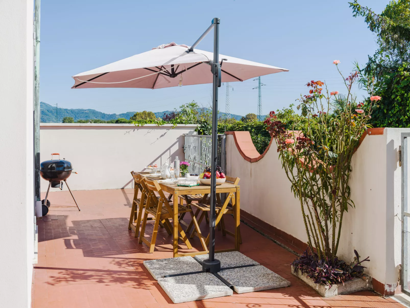 Sunflower piano terra-Buiten