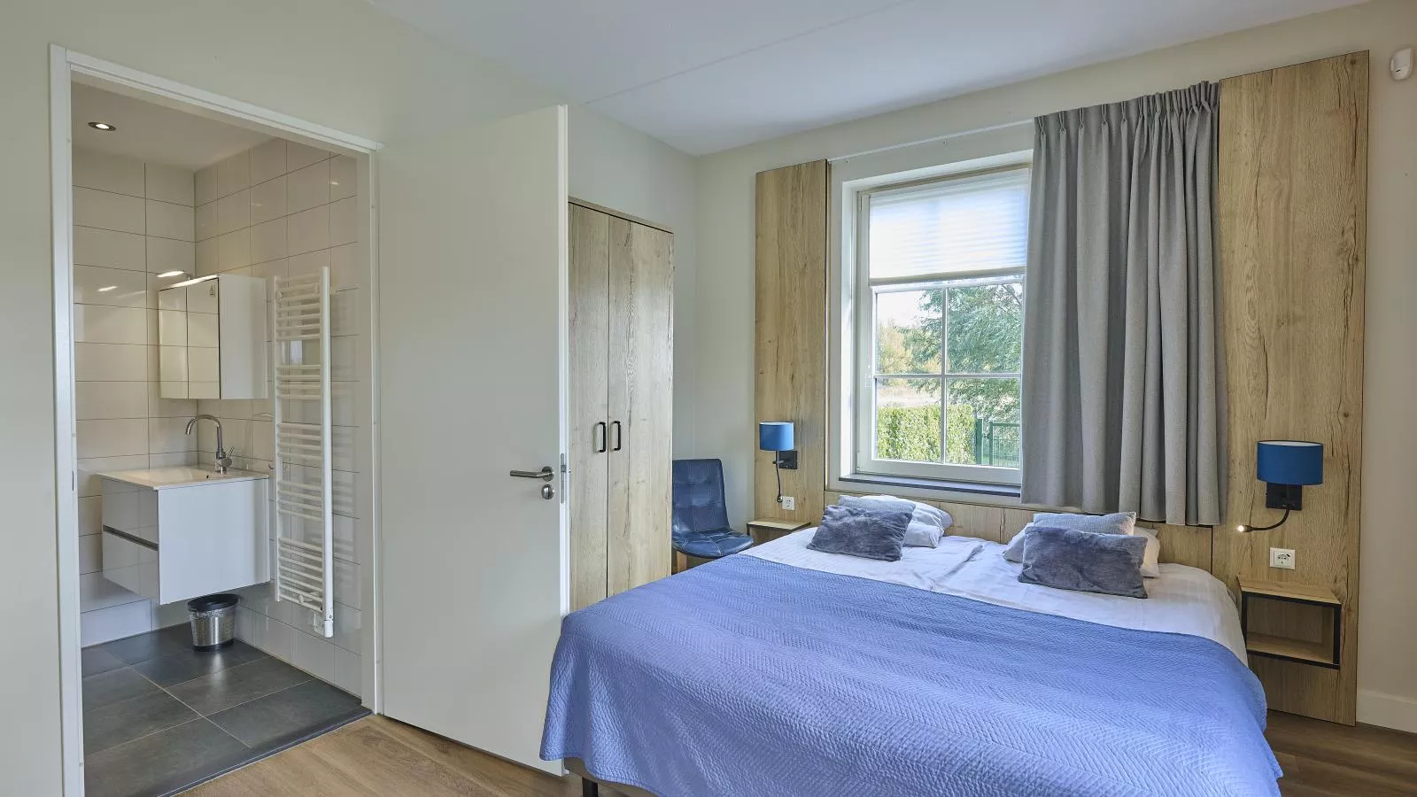 SeaLuxe Residence 27C-Slaapkamer