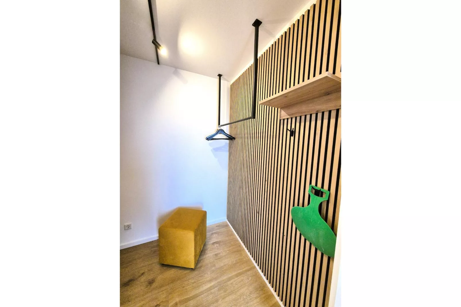 NEW ADD 1 SZ/4 P- Winterberg Appartement 21141 Penthouse-Terrasbalkon