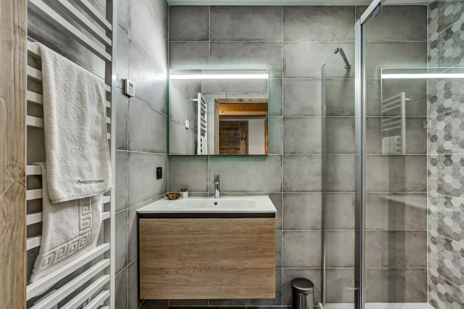 White Pearl A31-Badkamer