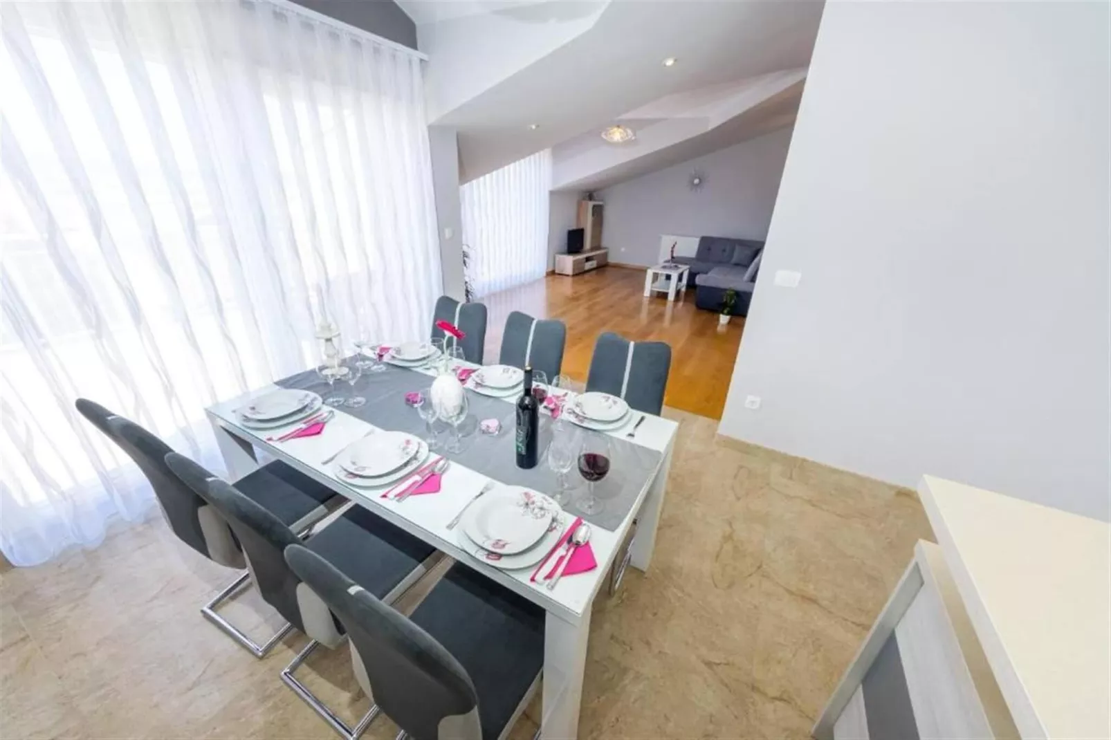 Penthouse apartment Zadar-Eetkamer