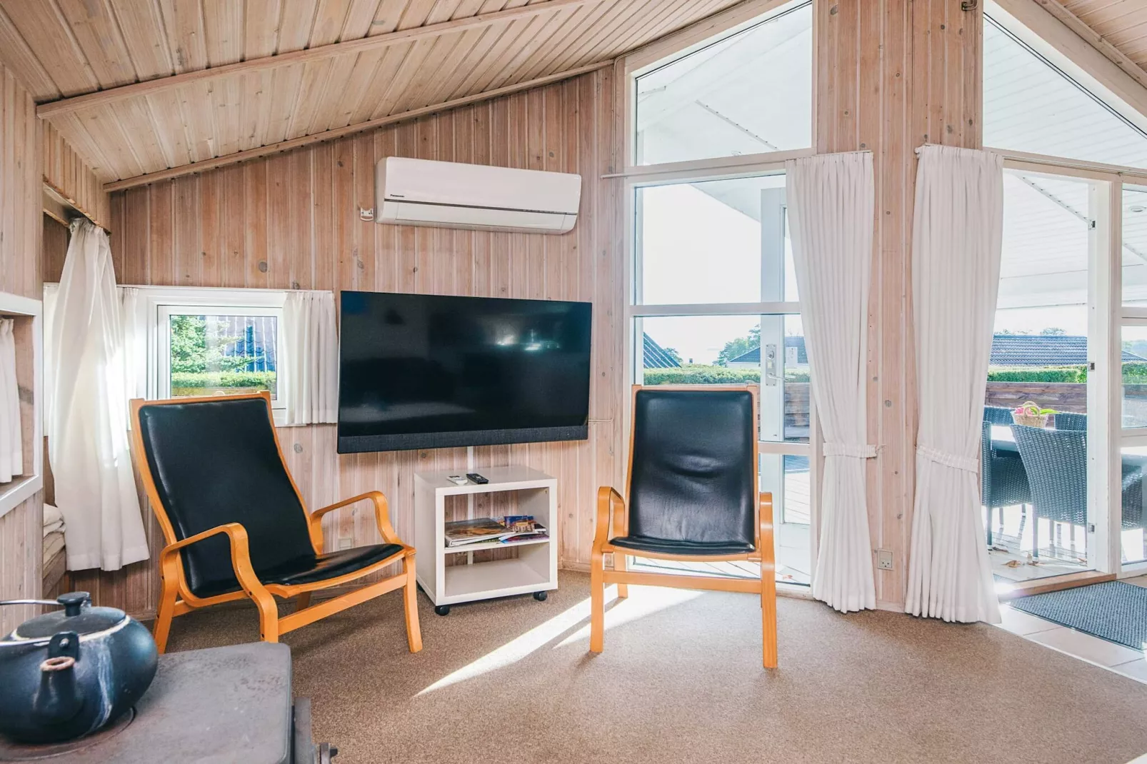 Zeezijde oase met Spa -- By Traum Ferienwohnungen-Binnen