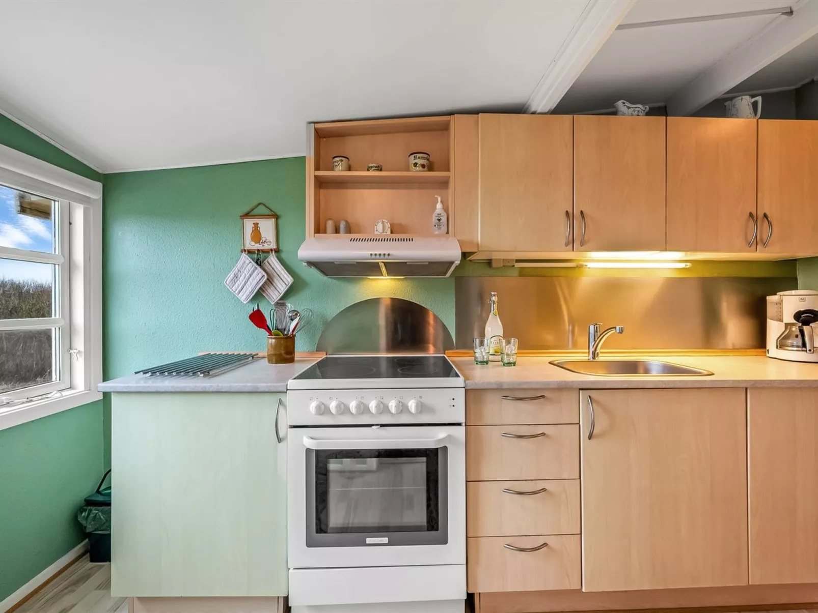 "Luiza" - 300m from the sea-Binnen