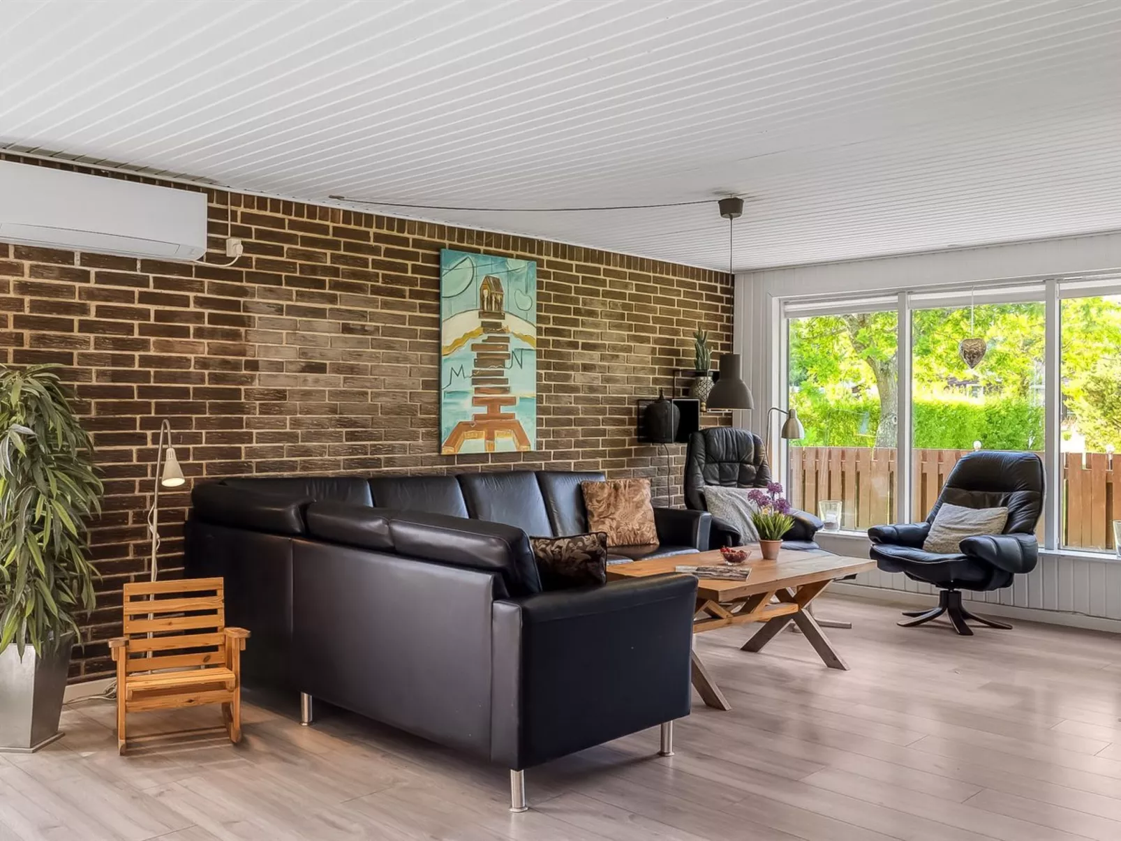 "Tholf" - 100m to the fjord-Binnen