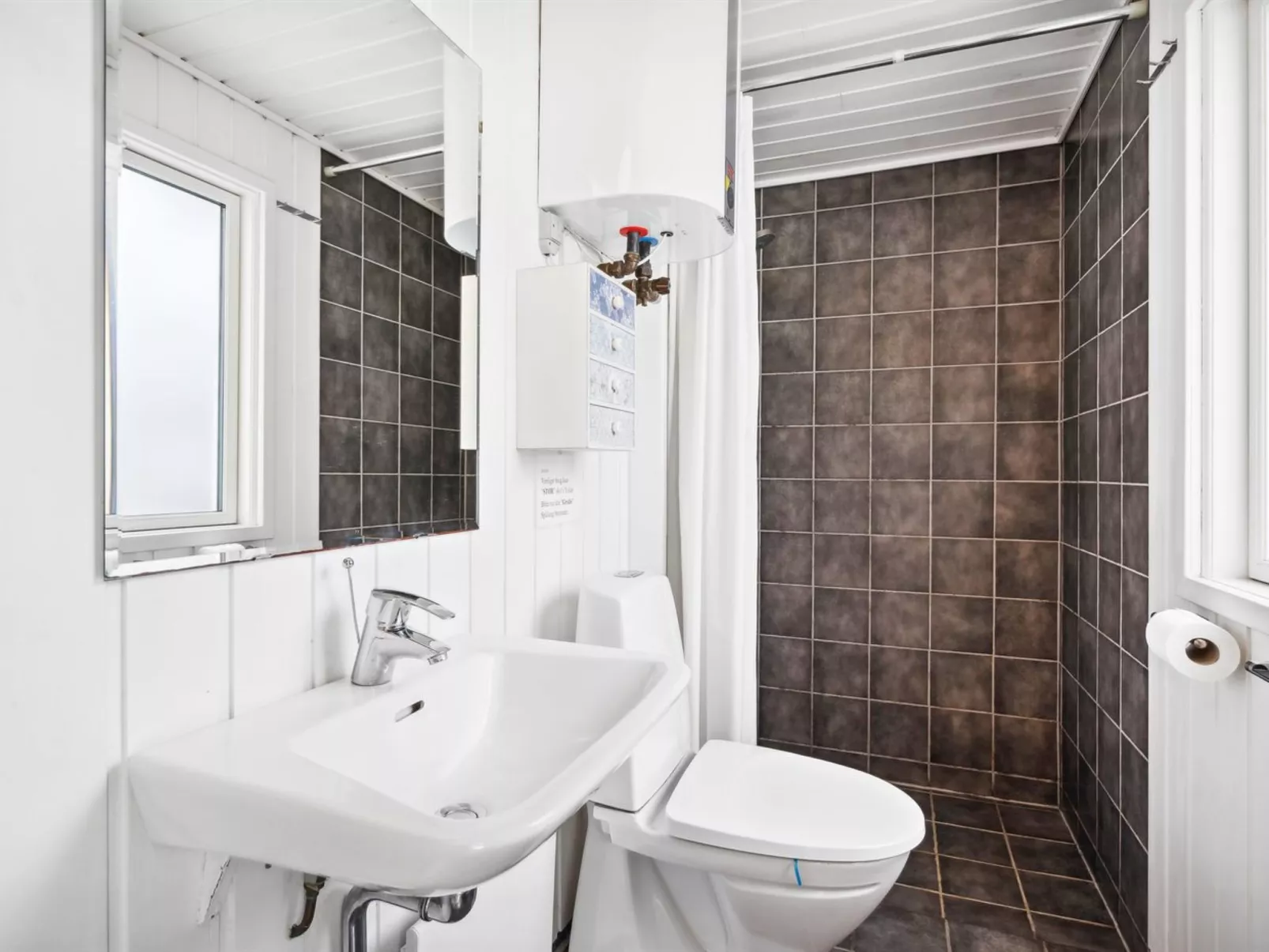 "Elin" - 3km from the sea-Binnen