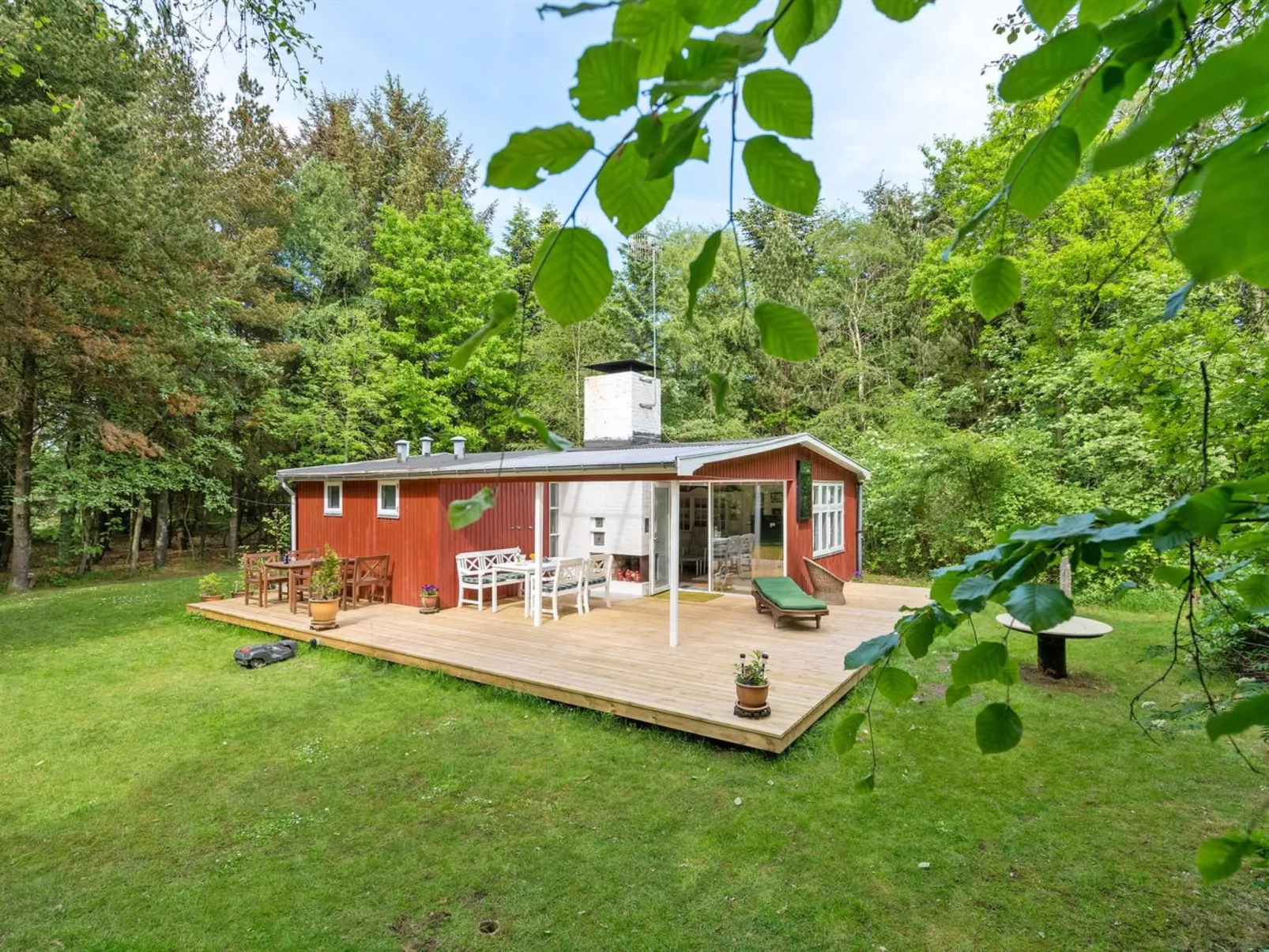 "Deik" - 2km to the fjord-Buiten