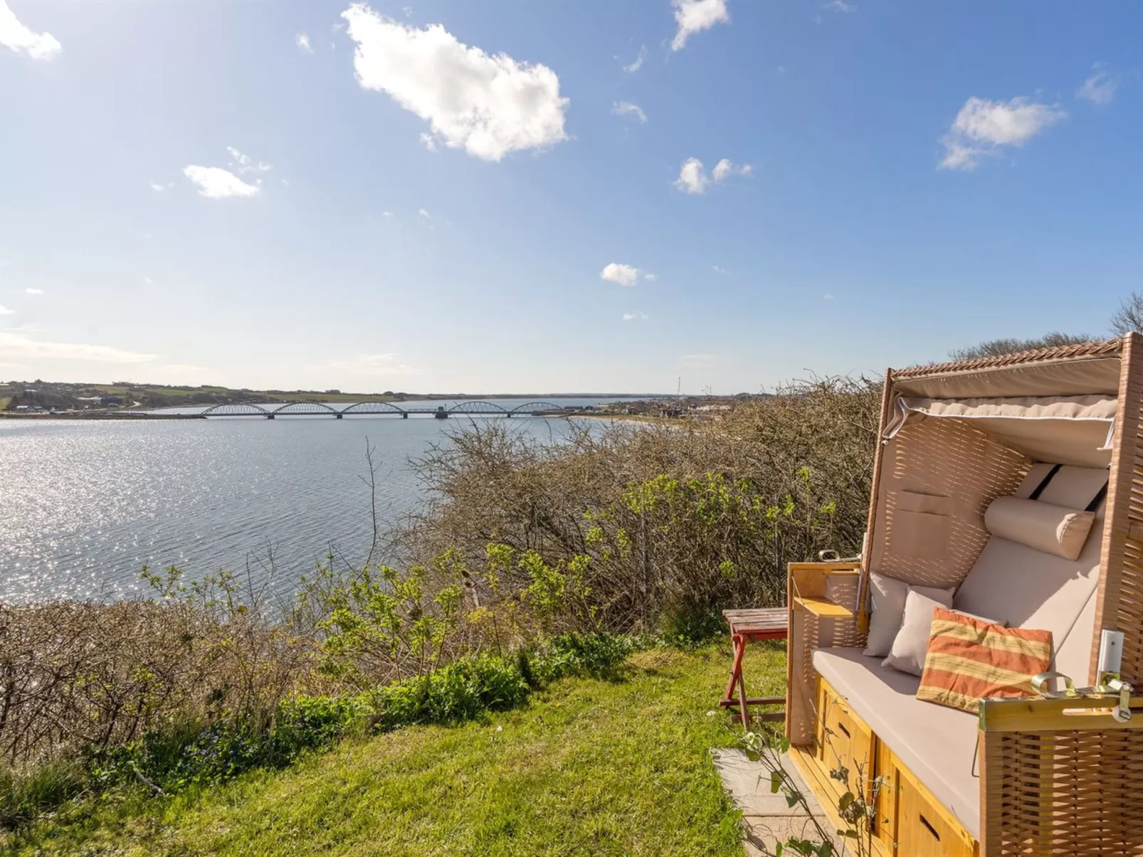 "Nielsen" - 30m to the fjord-Buiten