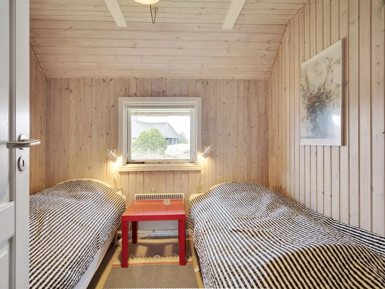 "Annli" - 1.5km from the sea-Binnen