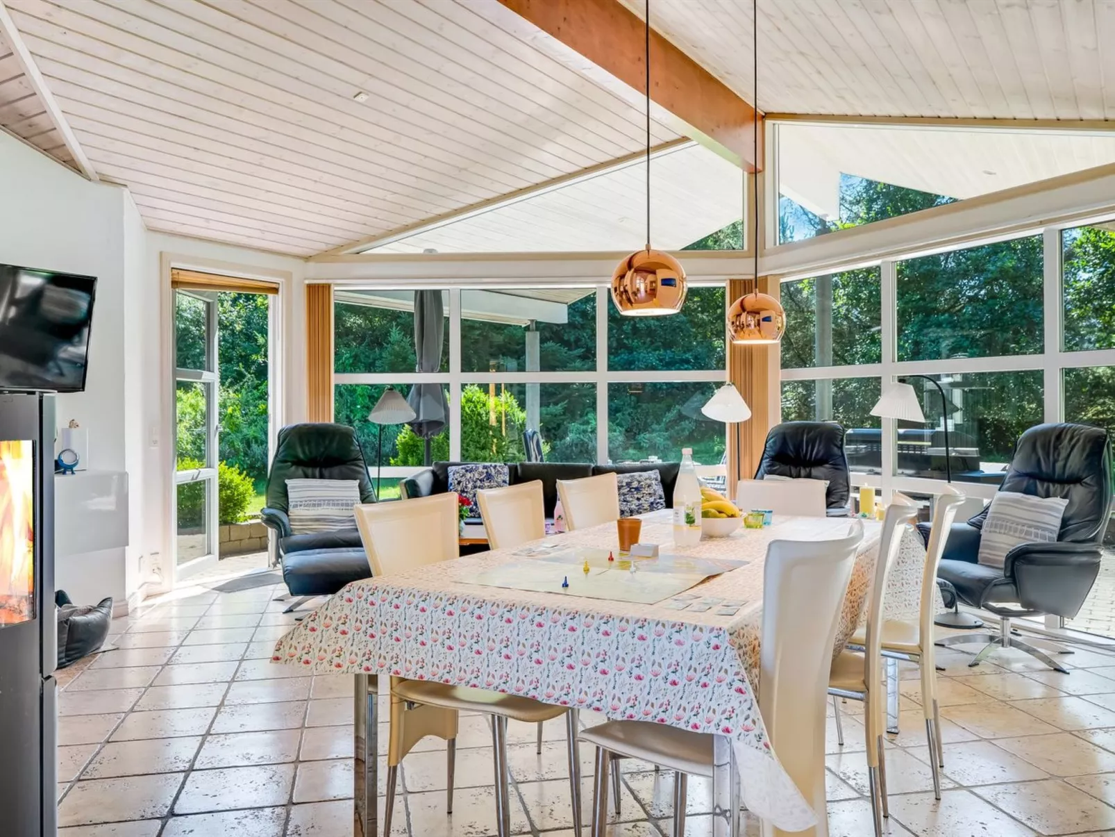 "Bina" - 1.9km from the sea-Binnen