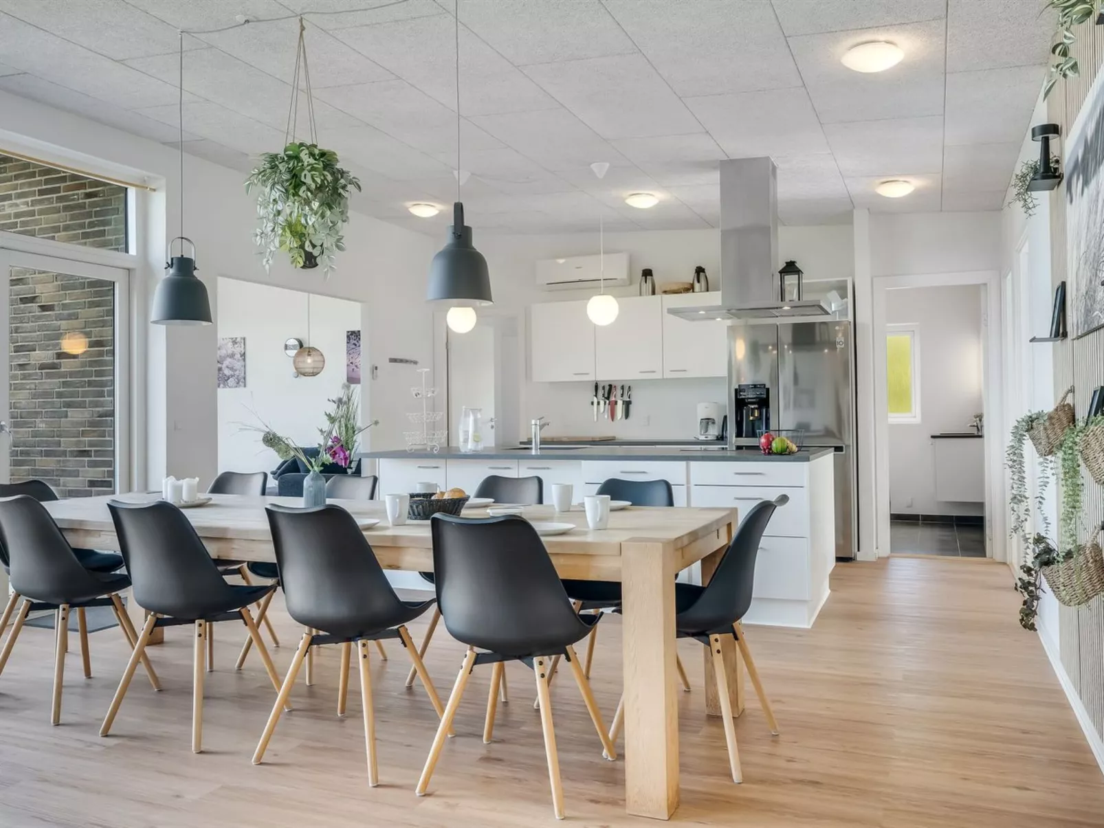 "Eloise" - 50m to the fjord-Binnen