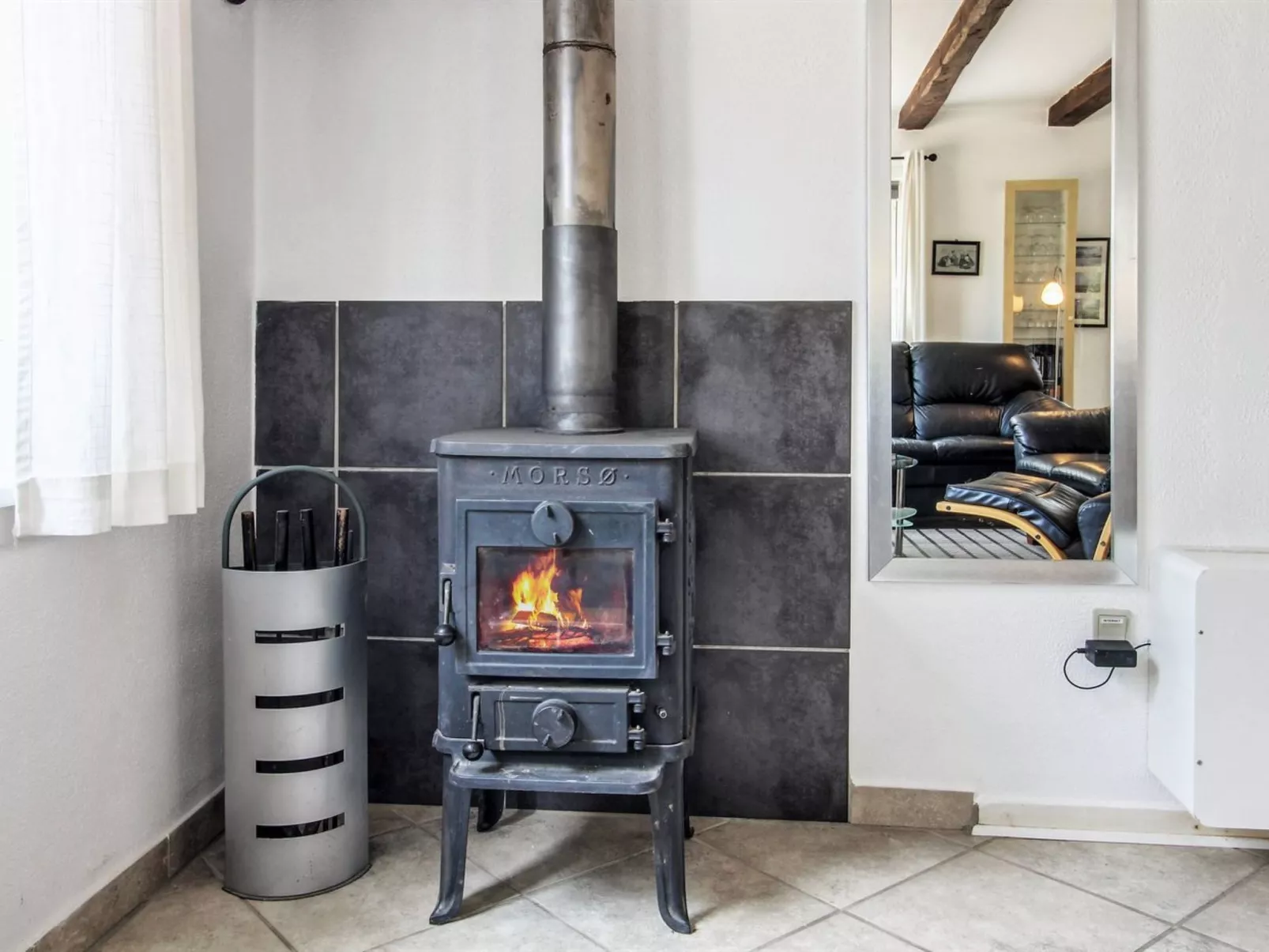 "Lyyli" - 1km from the sea-Binnen