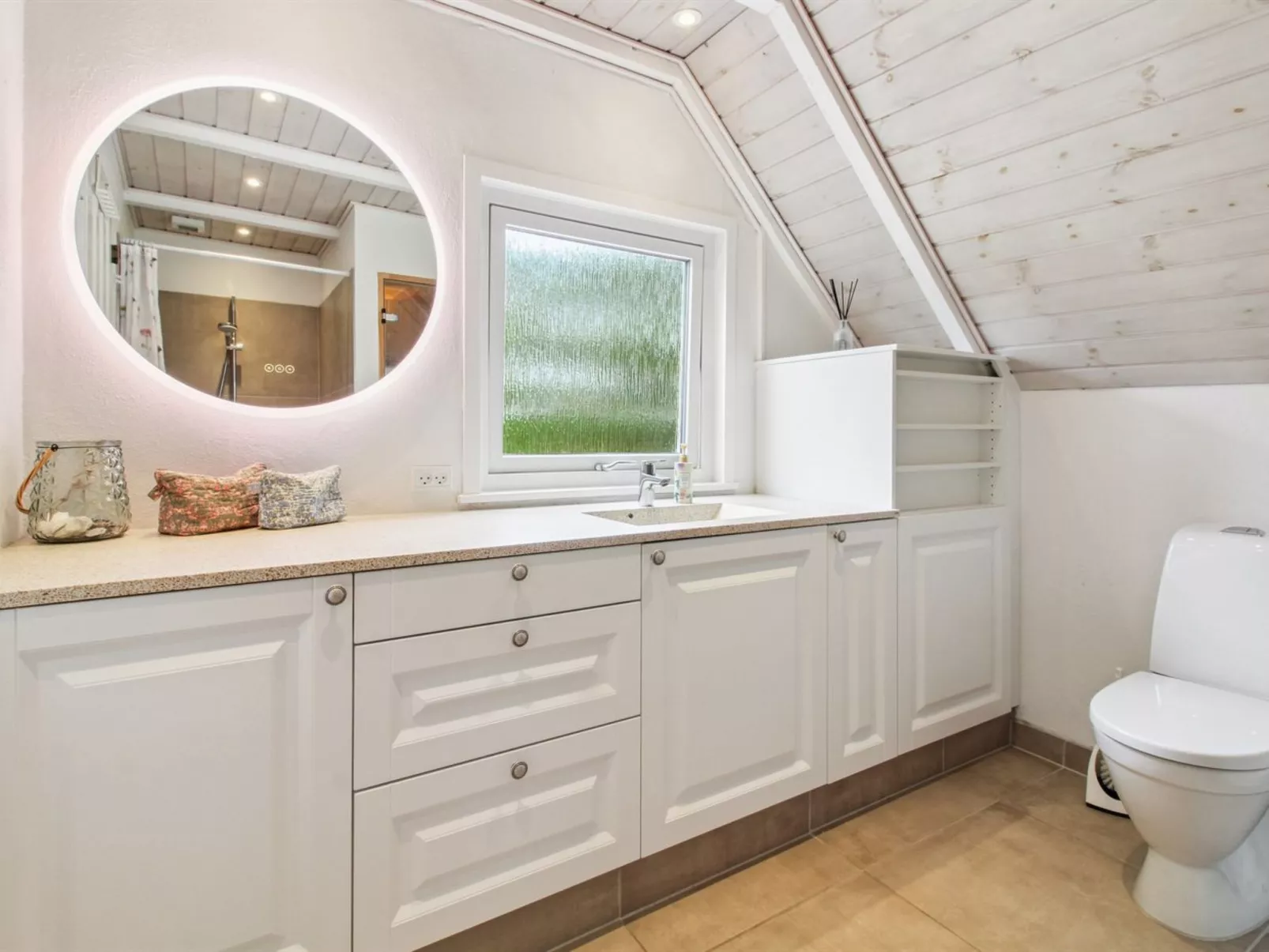 "Dufa" - 3.2km from the sea-Binnen