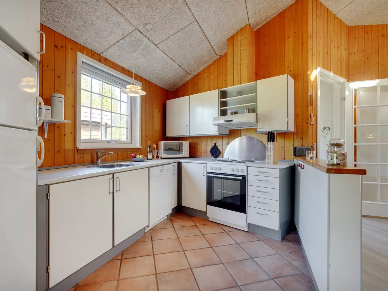 "Mariette" - 3.1km from the sea-Binnen