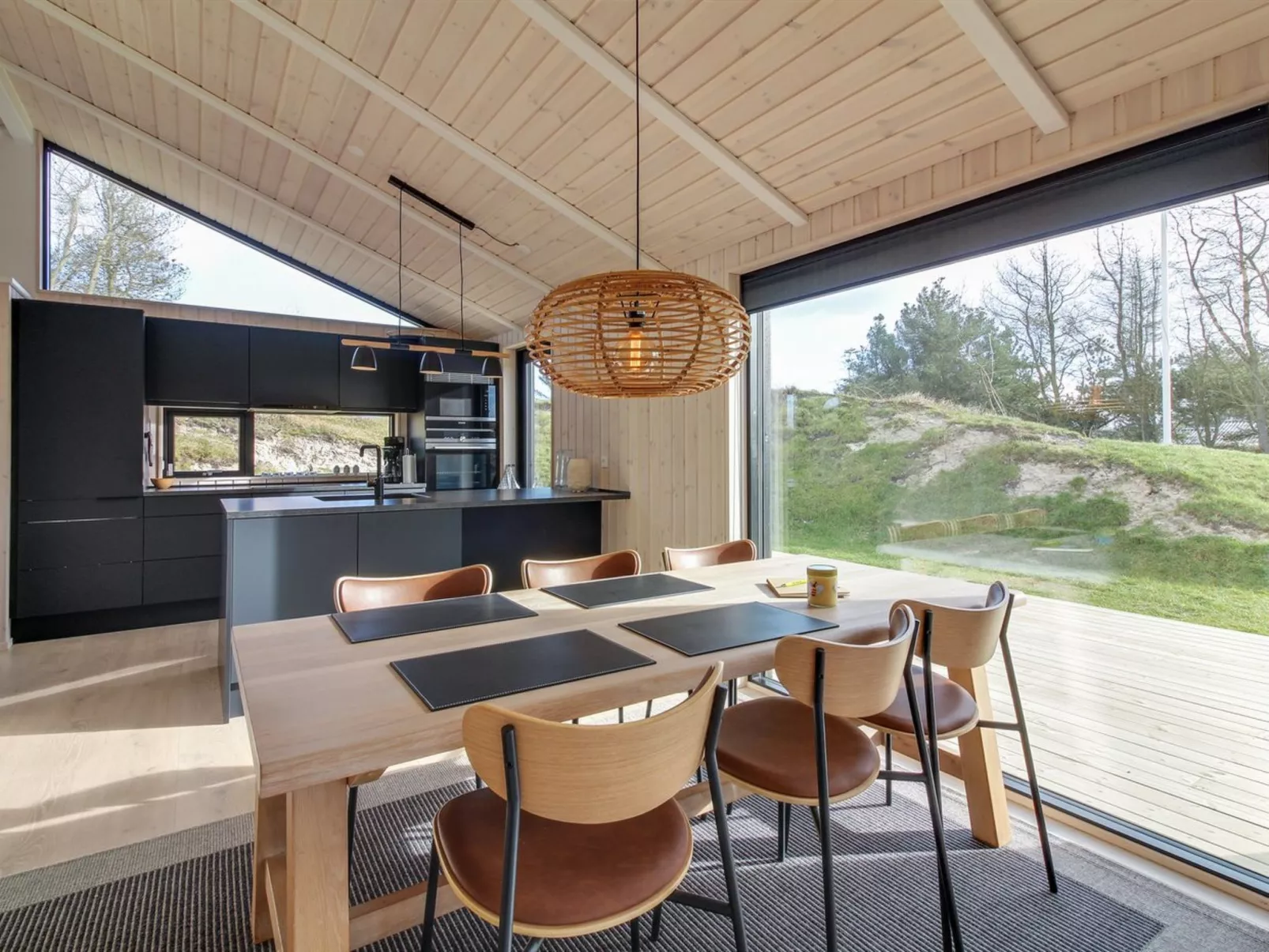 "Vanamo" - 300m from the sea-Binnen