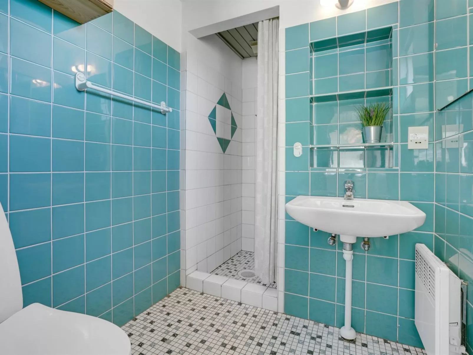 "Evald" - 200m from the sea-Binnen