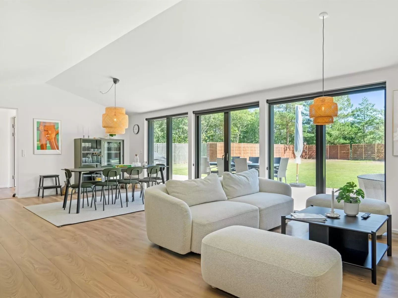 "Fay" - 25m from the sea-Binnen