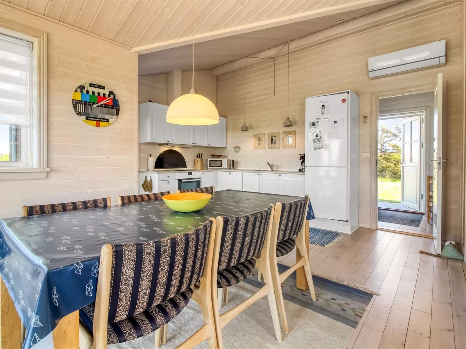 "Armgard" - 300m from the sea-Binnen