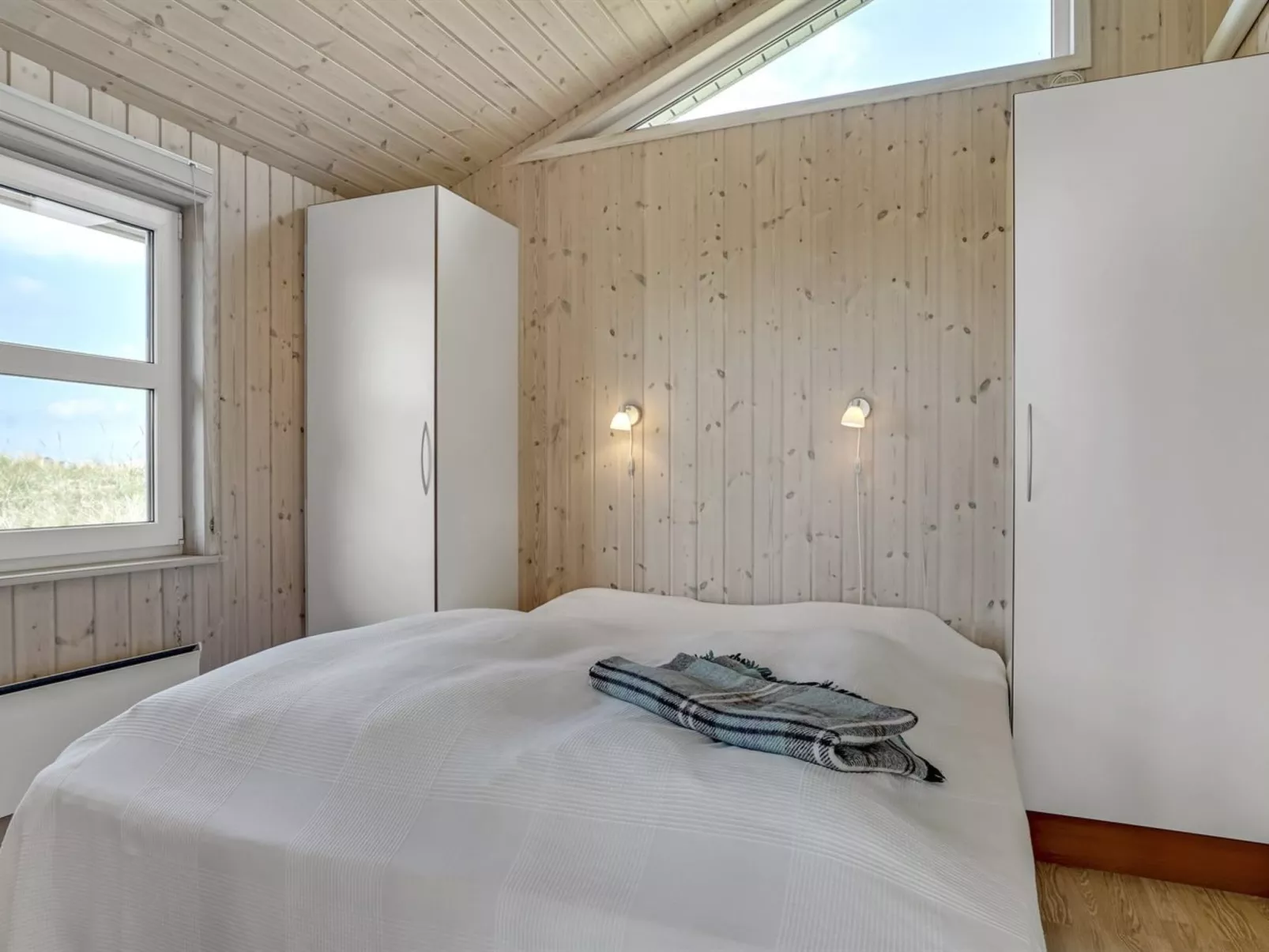 "Emppu" - 400m from the sea-Binnen