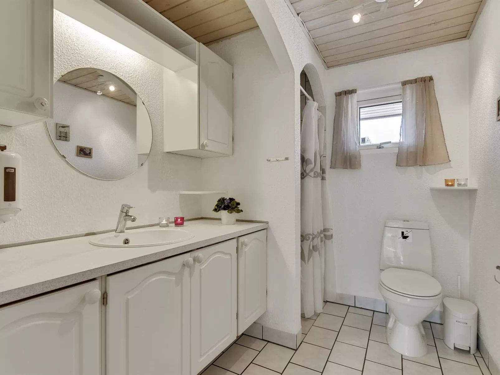 "Ameline" - 500m to the fjord-Binnen