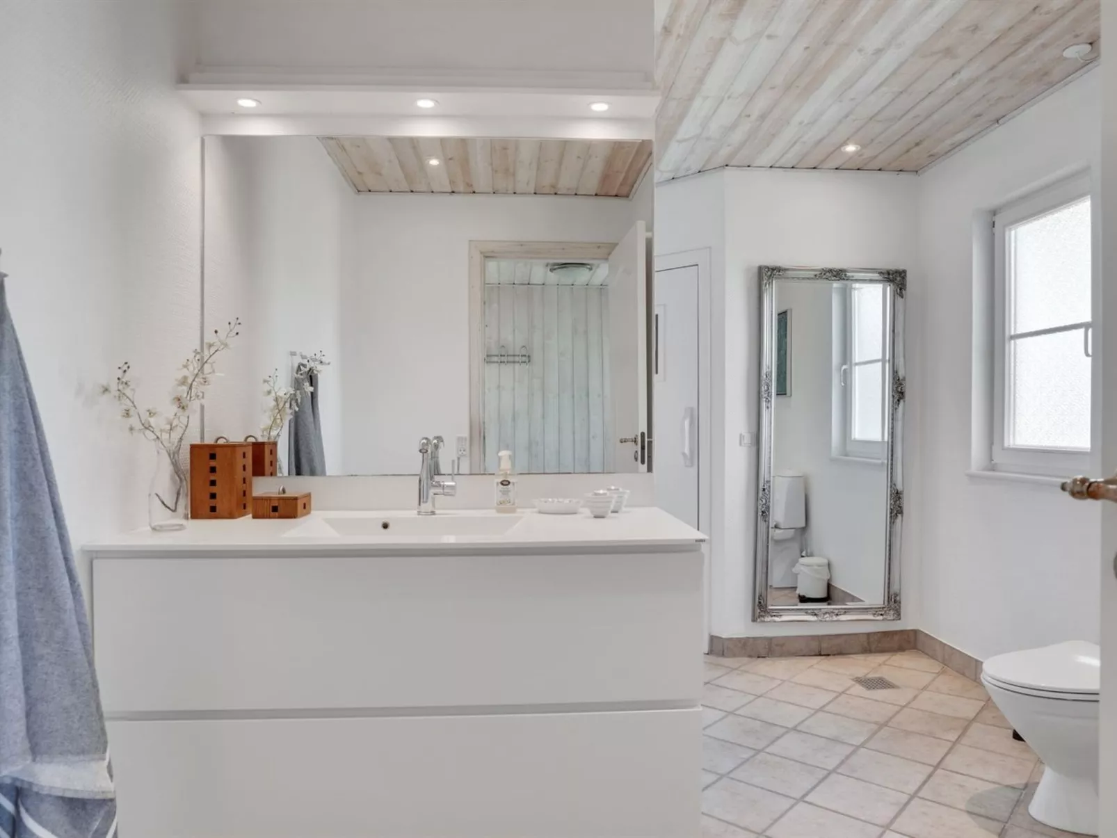 "Maren" - 150m from the sea-Binnen