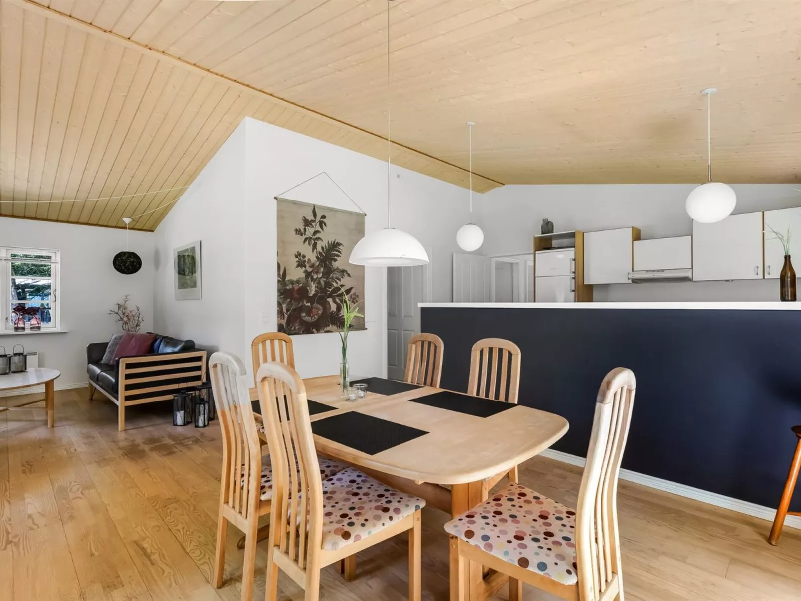 "Eryka" - 28km from the sea-Binnen