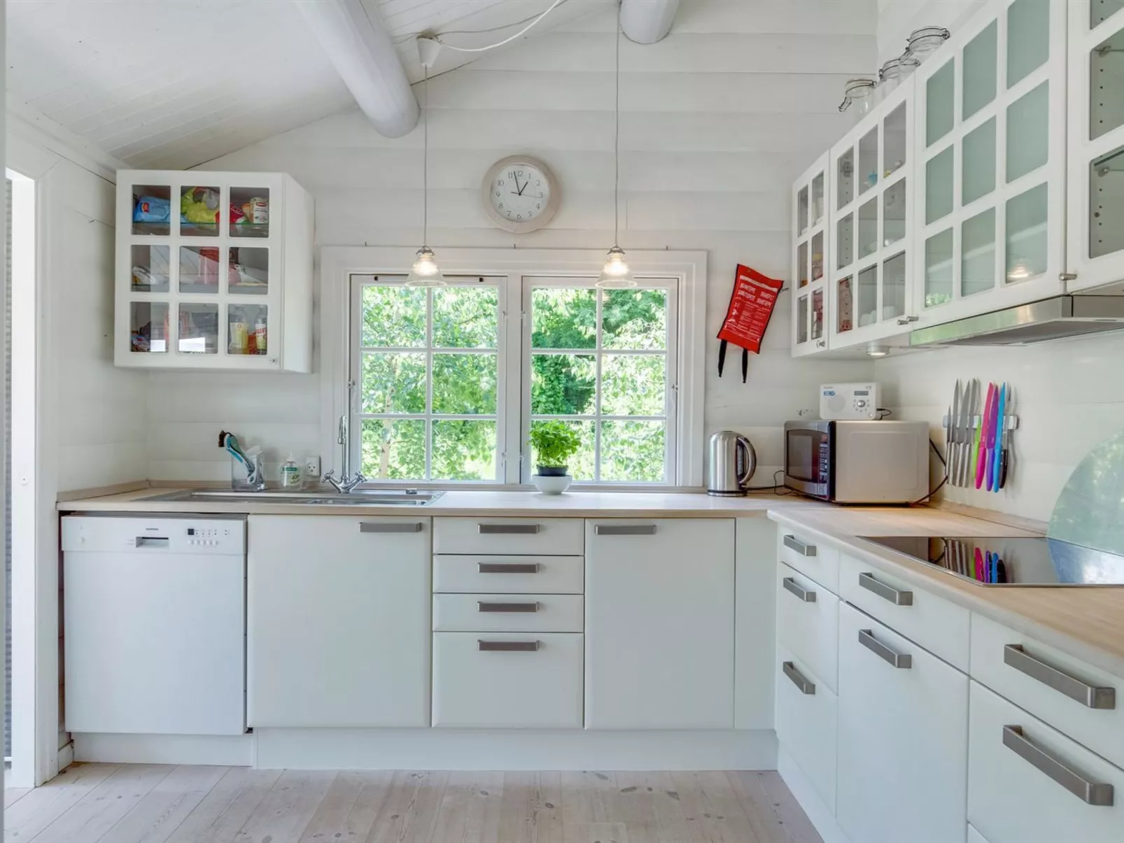 "Ottil" - 1km from the sea-Binnen