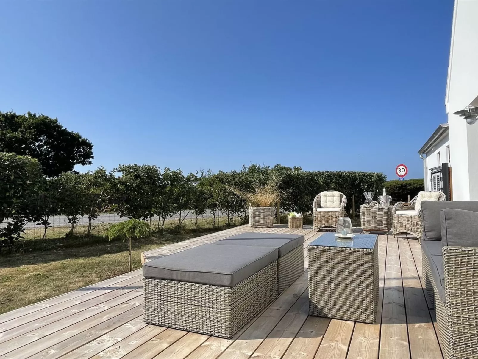 "Eivi" - 150m from the sea-Buiten