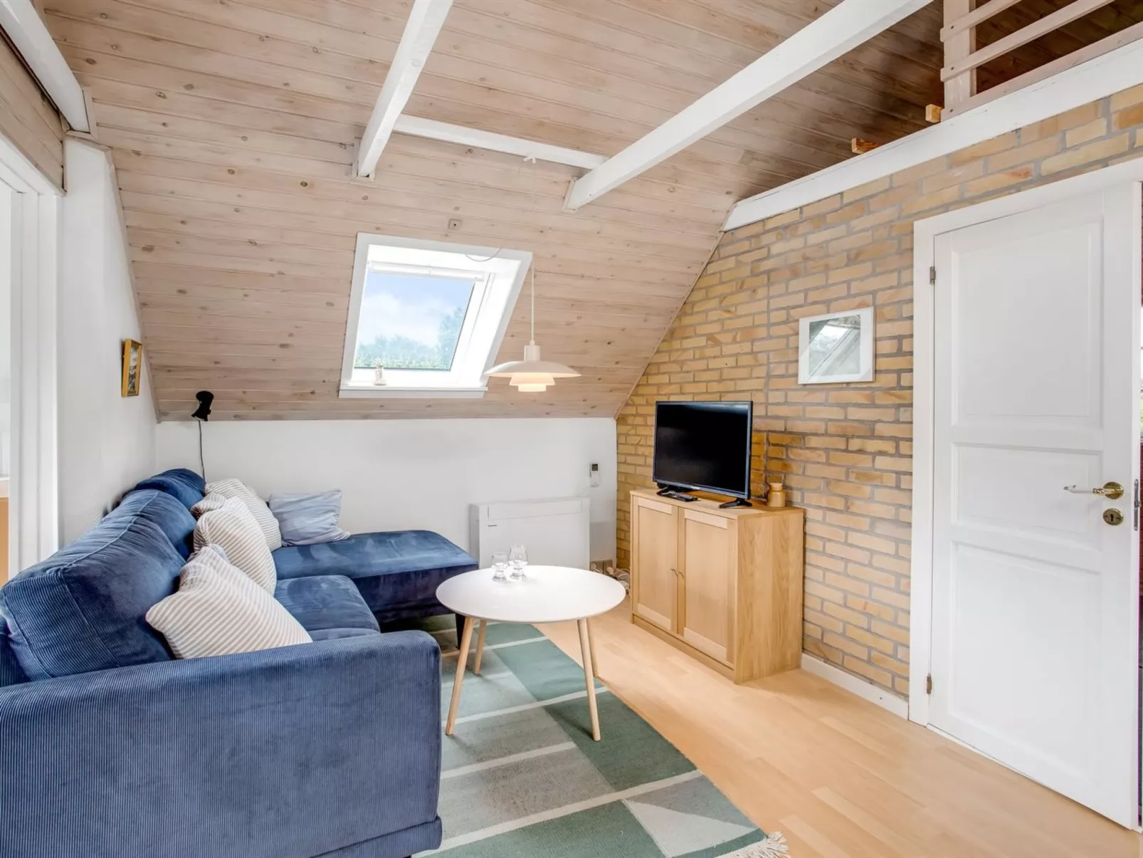 "Siouxsie" - 500m from the sea-Binnen