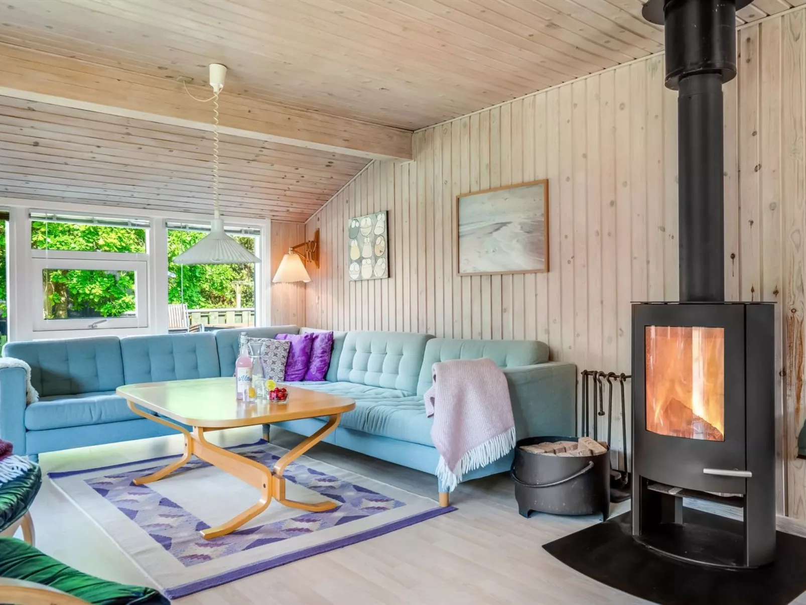 "Myrna" - 300m from the sea-Binnen