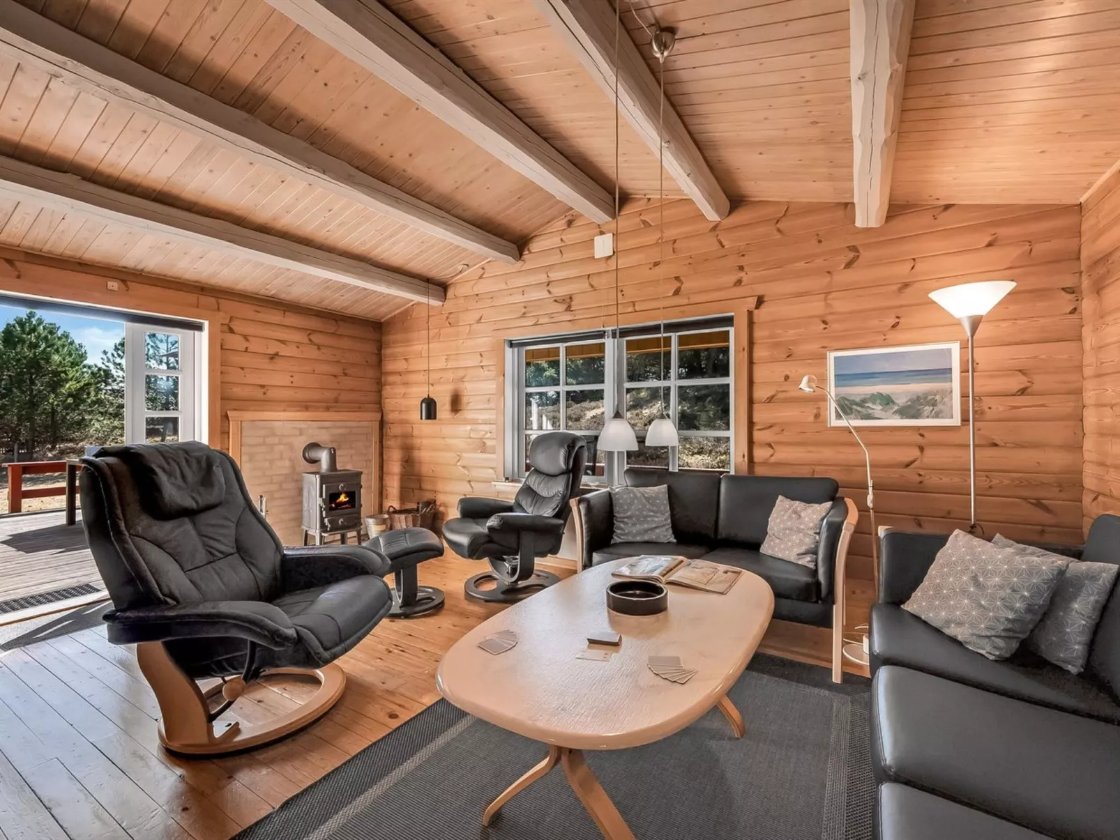 "Yaris" - 800m to the fjord-Binnen