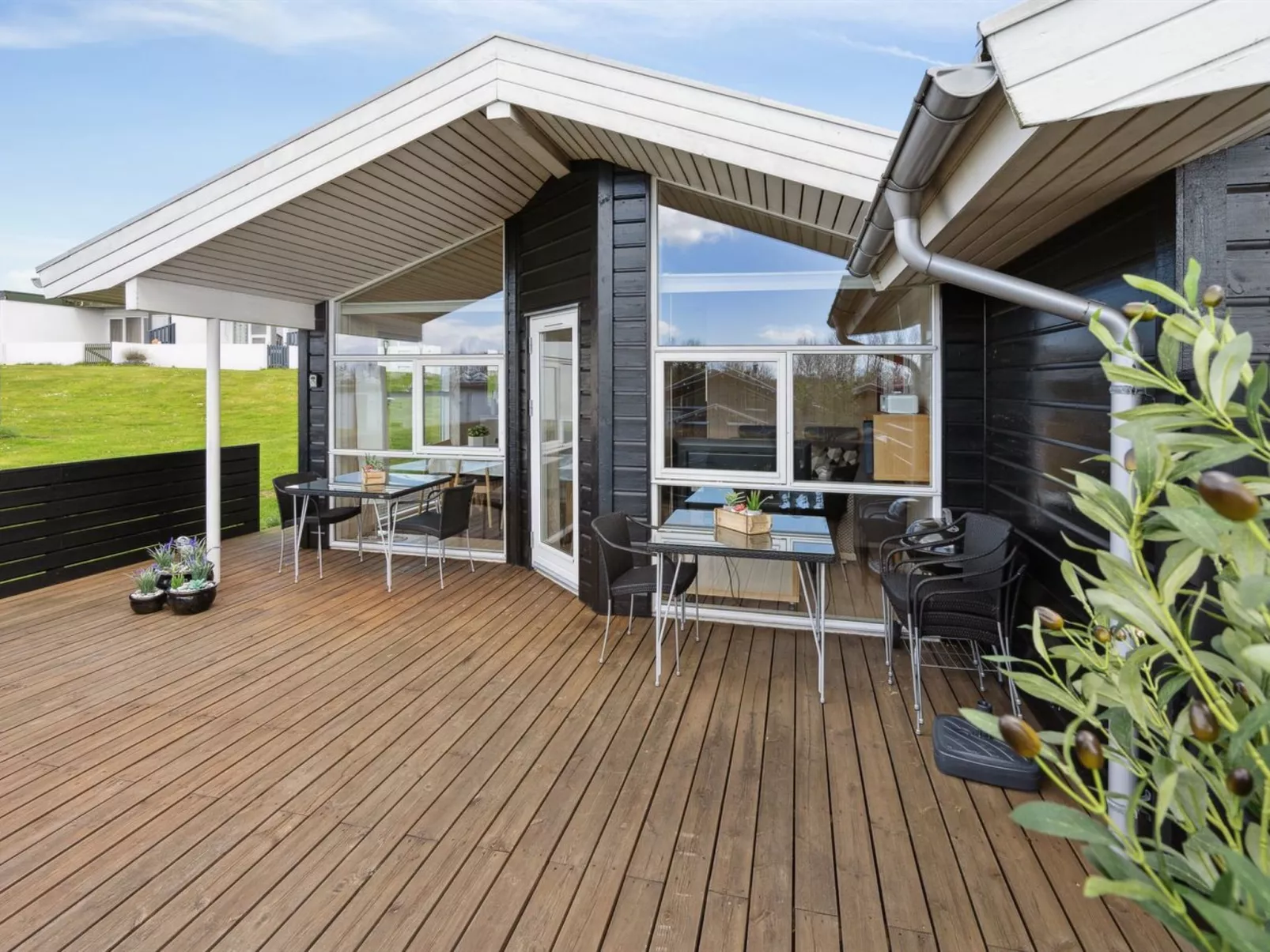 "Sointu" - 250m from the sea-Buiten