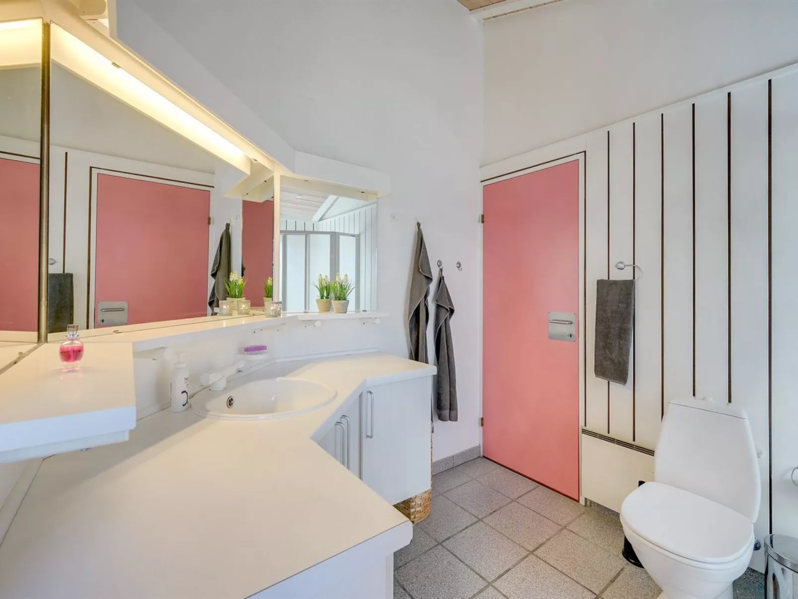 "Rajna" - 95m to the fjord-Binnen