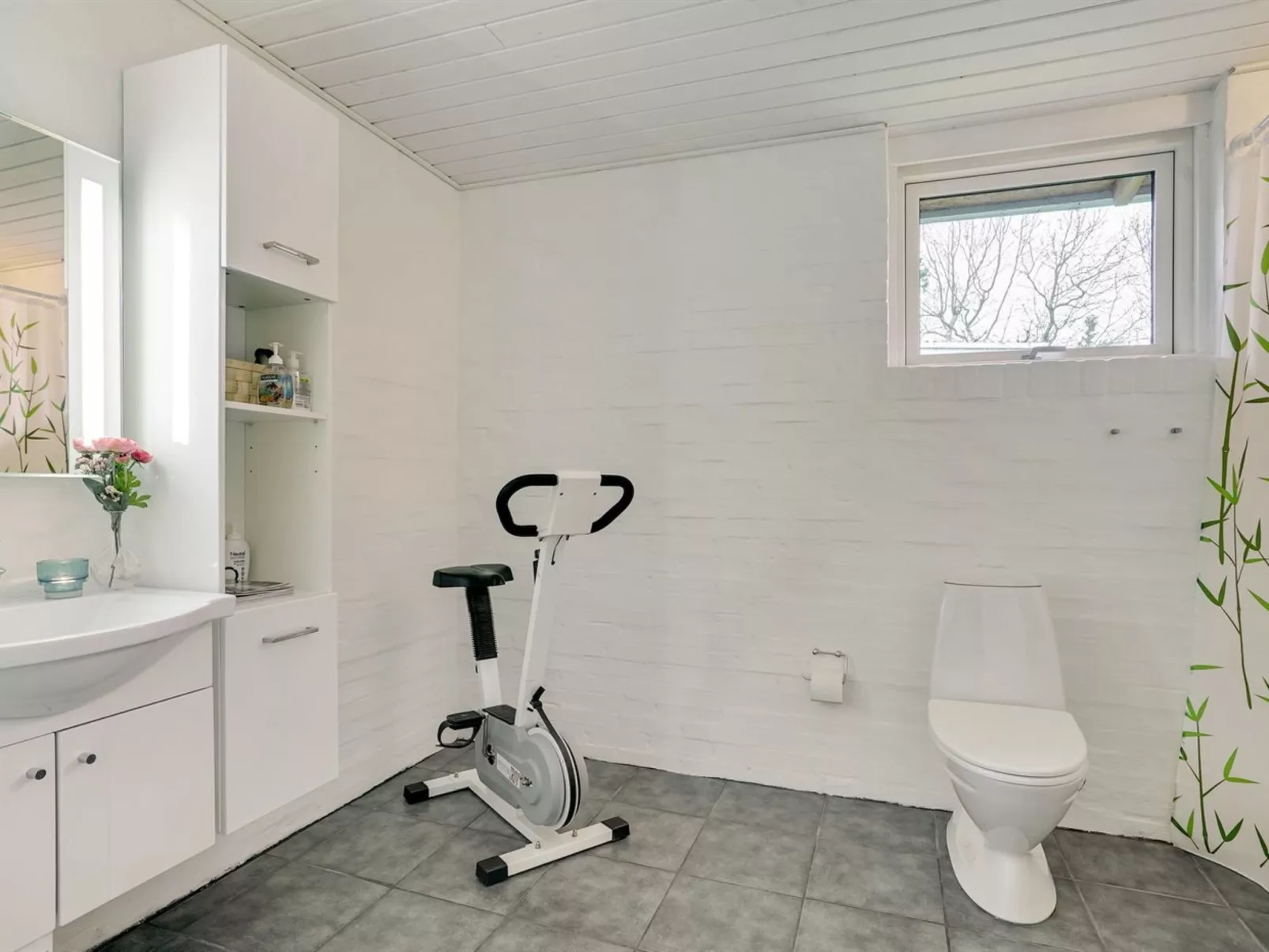 "Marlien" - 1km to the fjord-Binnen