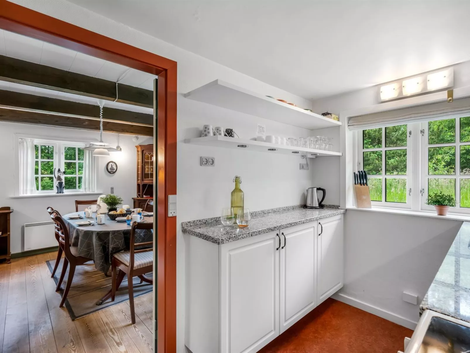 "Thoren" - 2km from the sea-Binnen