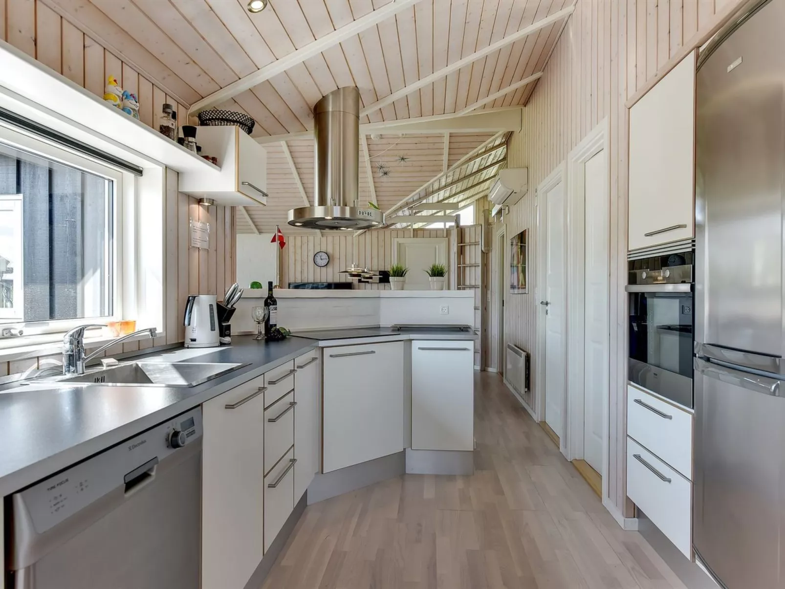 "Domna" - 800m from the sea-Binnen