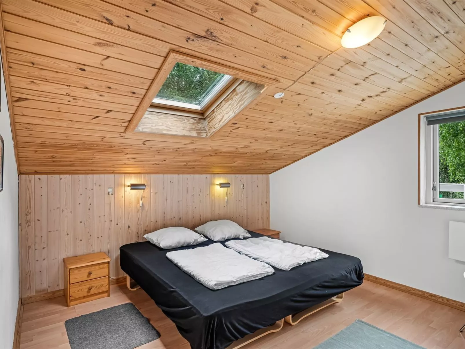 "Gudfast" - 300m to the fjord-Binnen