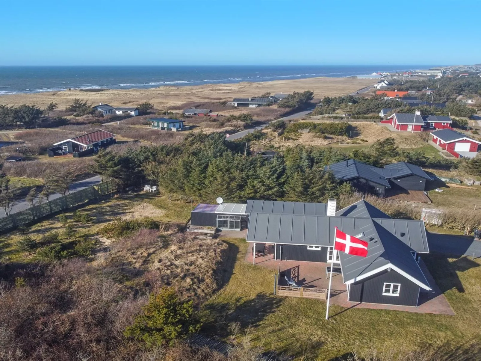 "Tilda" - 275m from the sea-Buiten