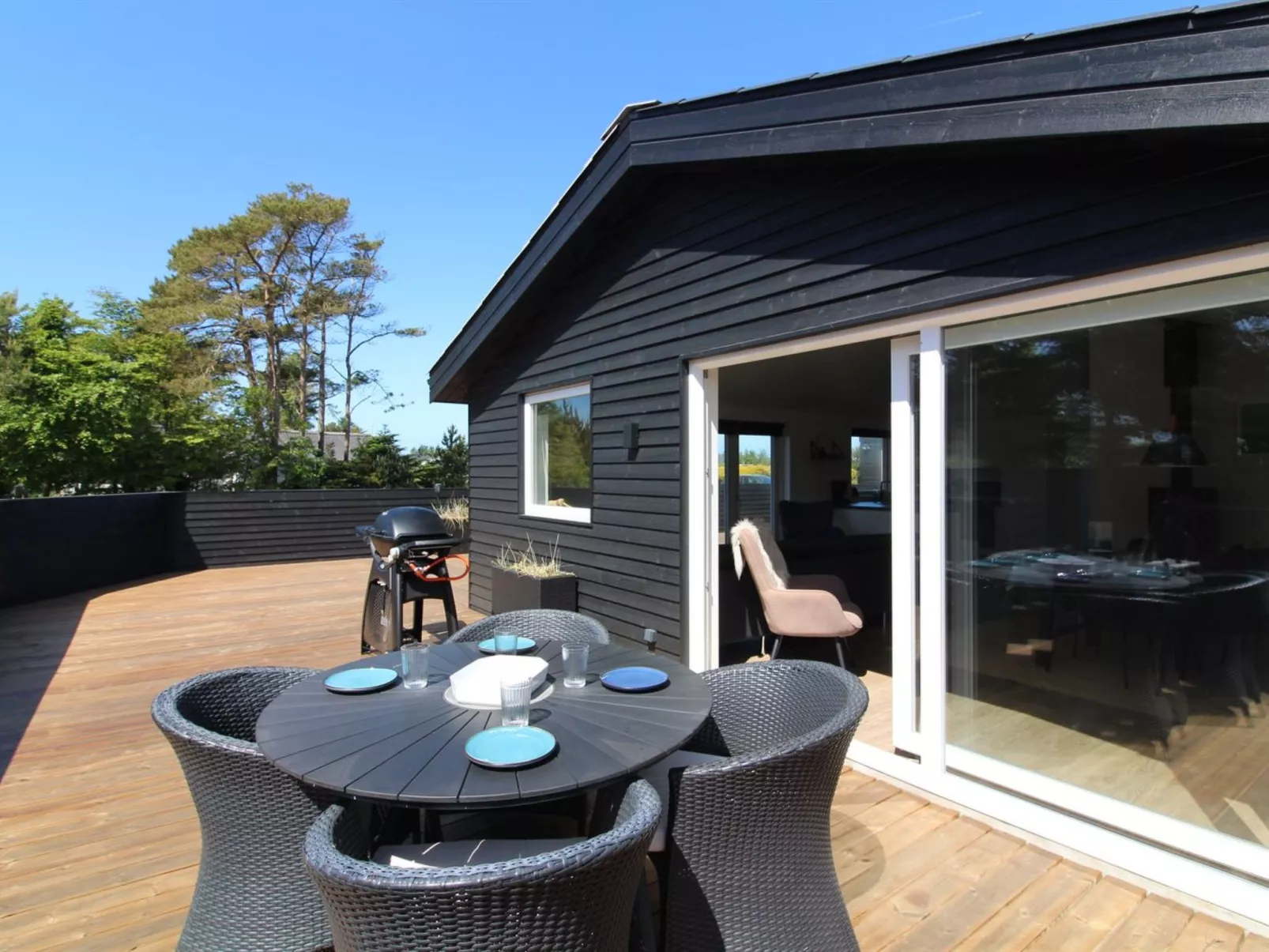 "Kamp" - 700m from the sea-Buiten