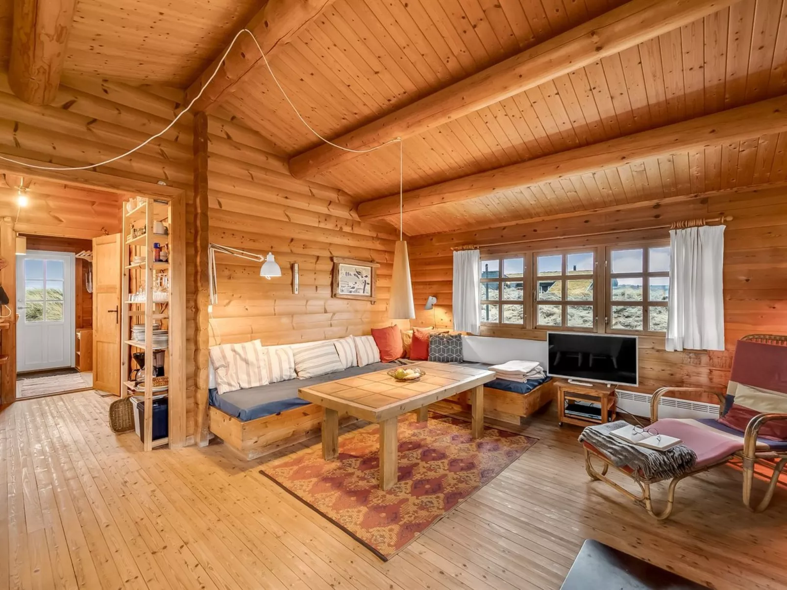 "Herfrith" -  from the sea-Binnen