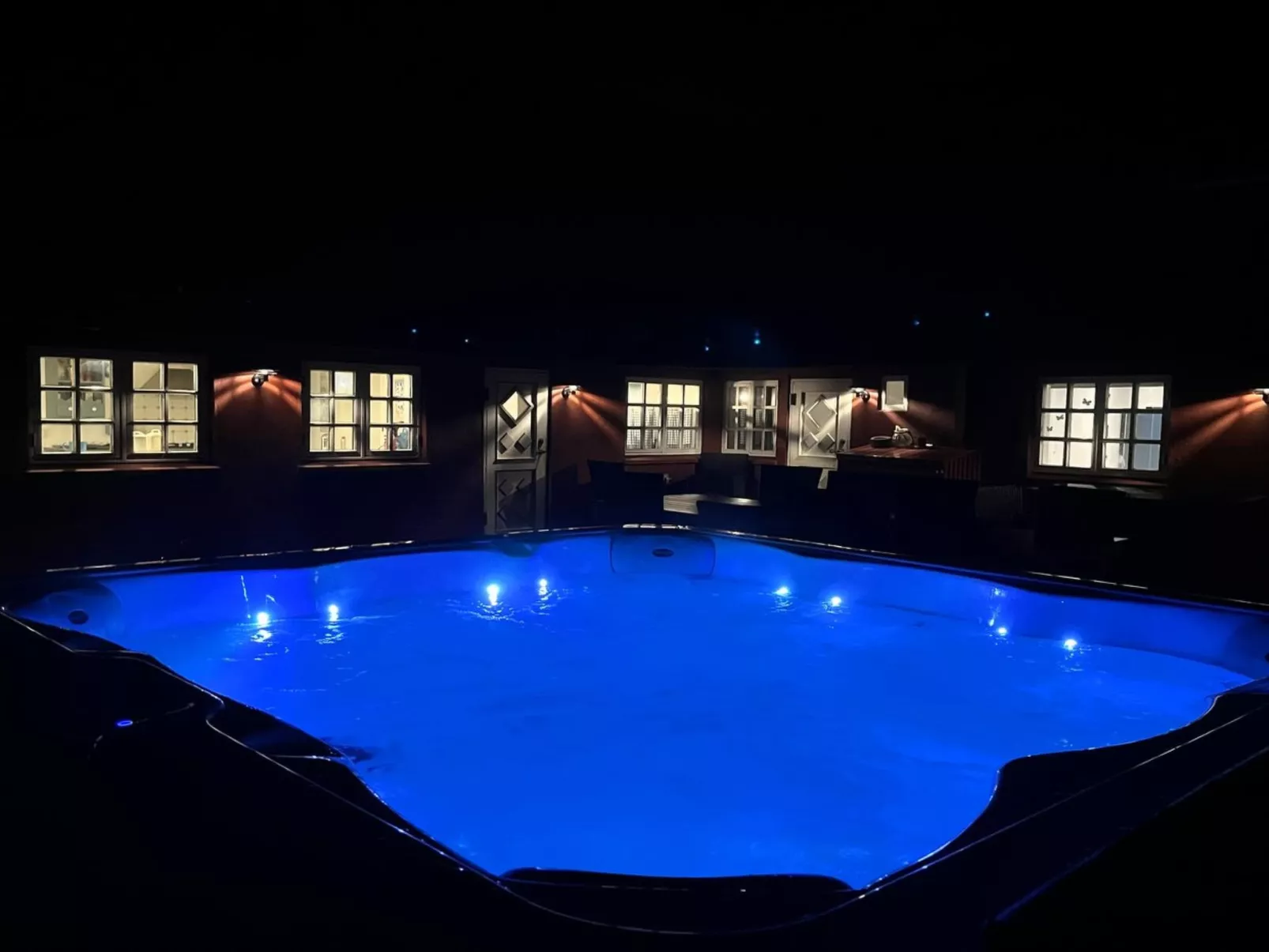 "Edelgard" - 4.5km from the sea-Binnen