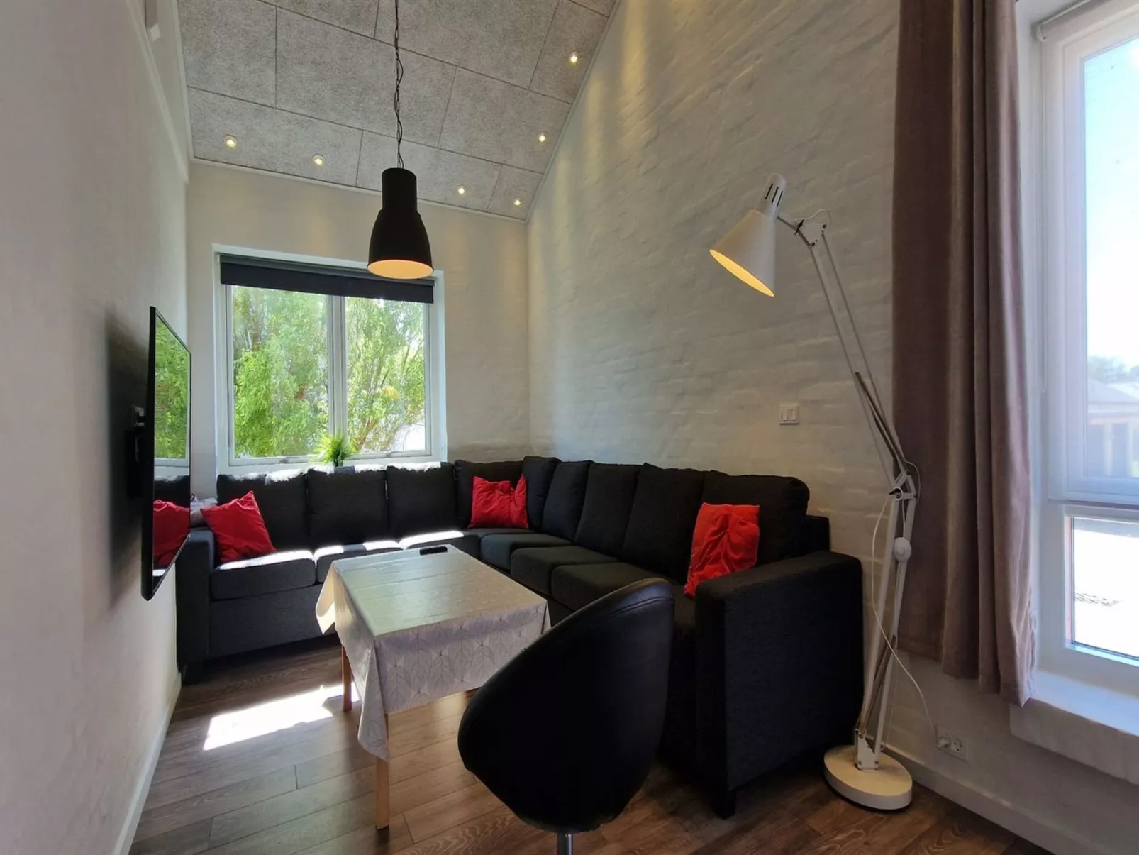 "Teodosij" - 1.1km from the sea-Binnen