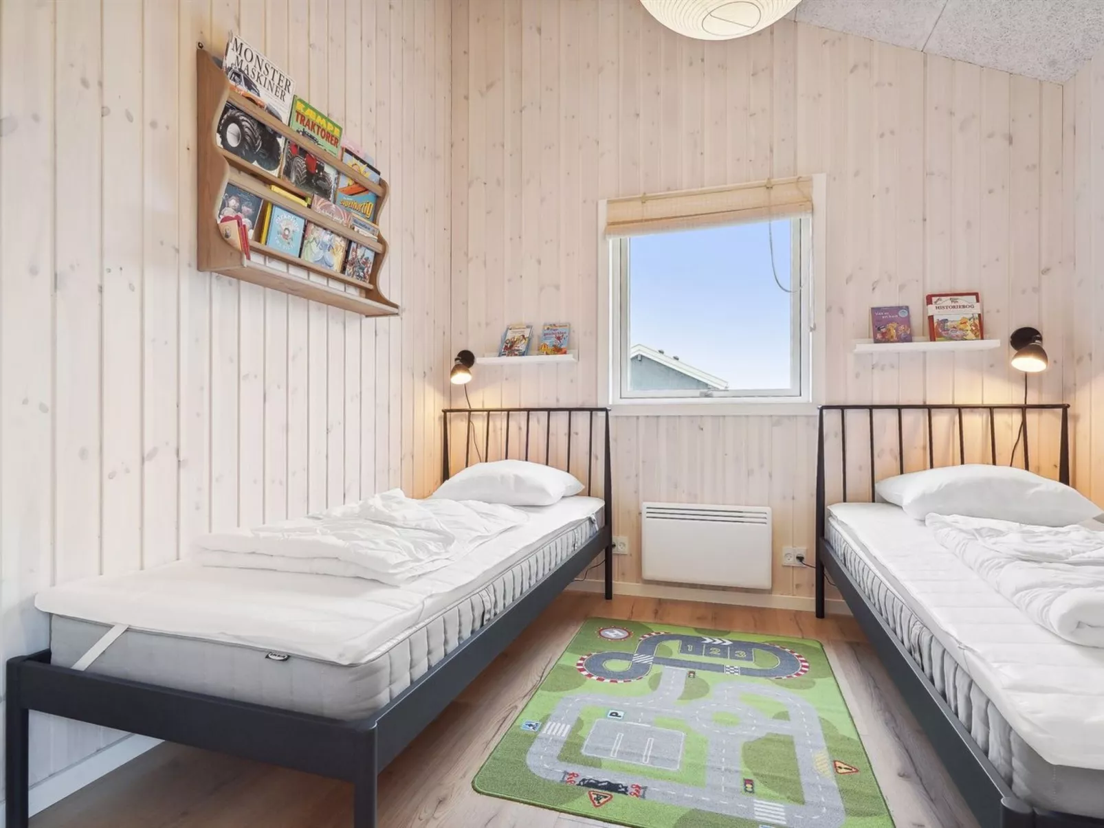 "Hasten" - 600m from the sea-Binnen