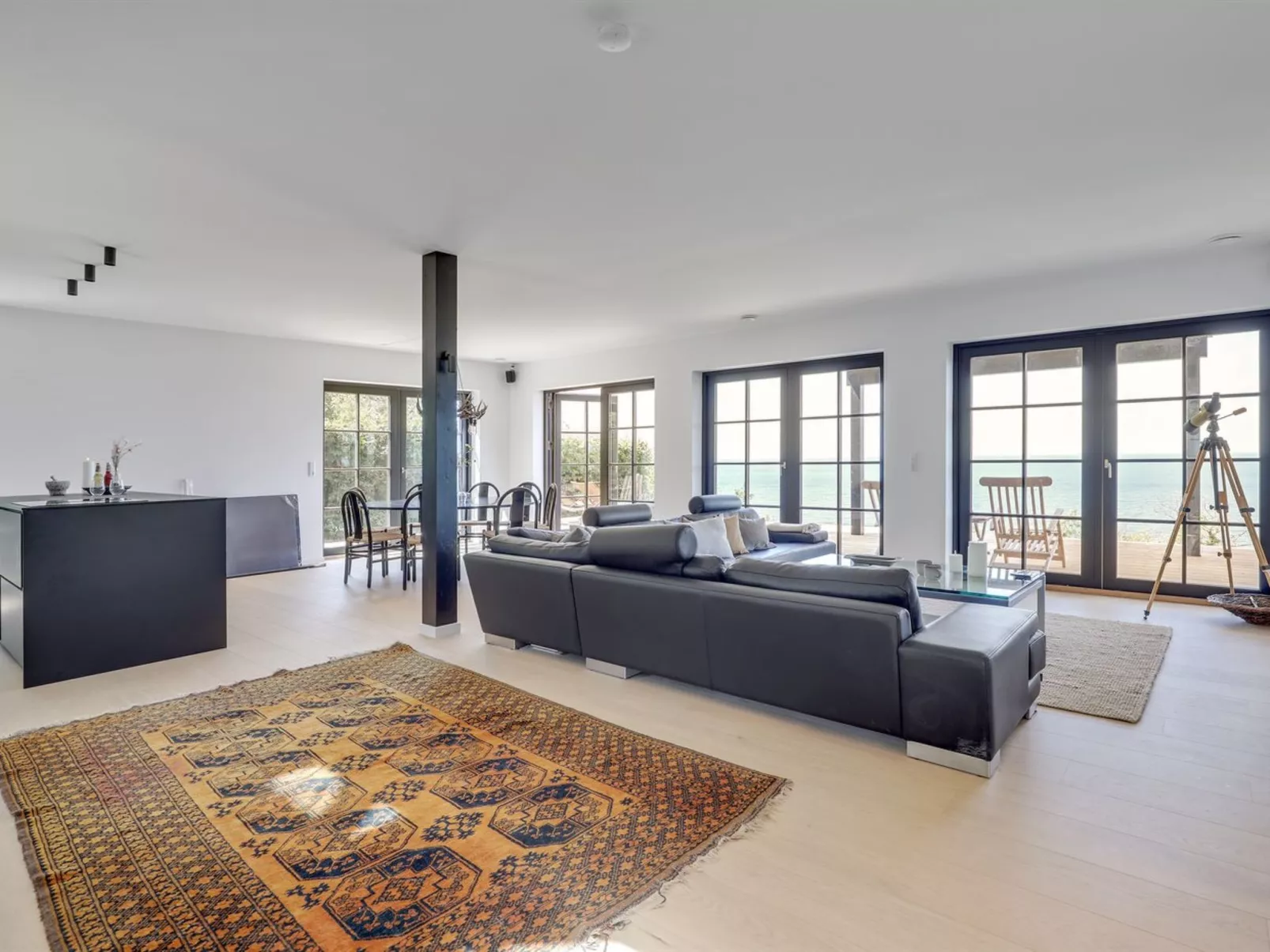 "Thormoth" - 200m from the sea-Binnen