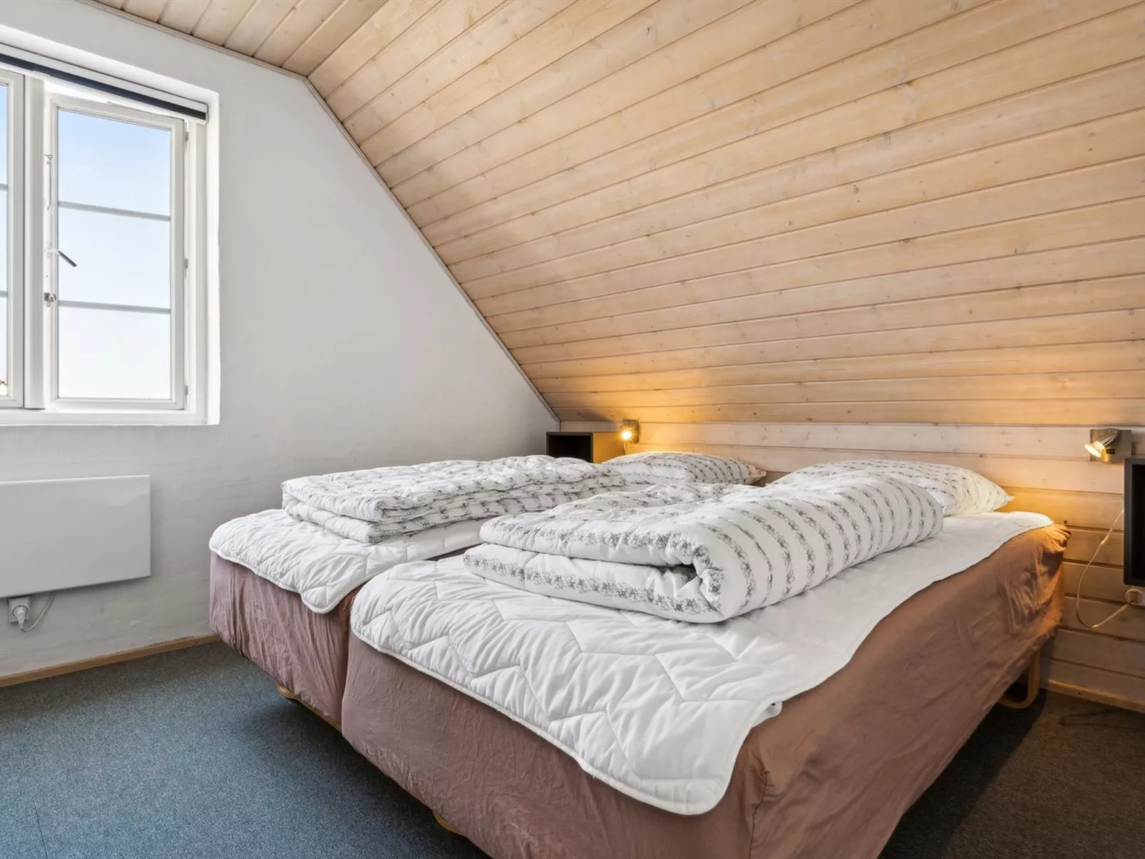 "Langsom" - 100m from the sea-Binnen